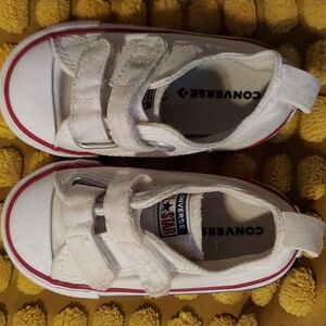 Baby/Toddler Converse with Velcro closure, Size 5